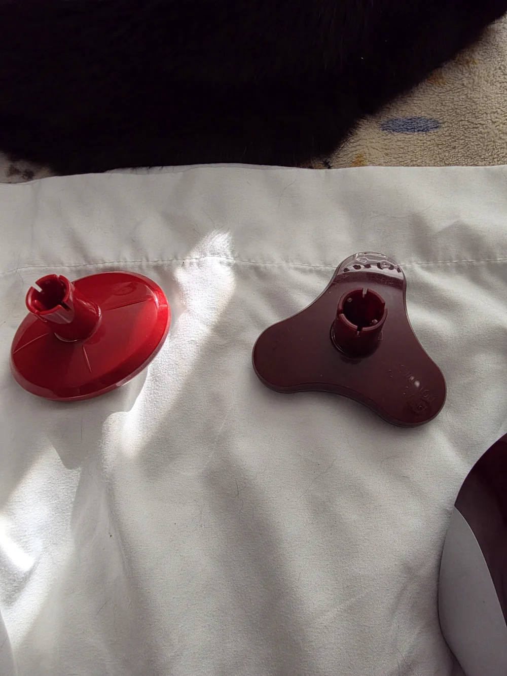 Wahl Corded Handheld Massager in Deep Burgundy with Black Accents
